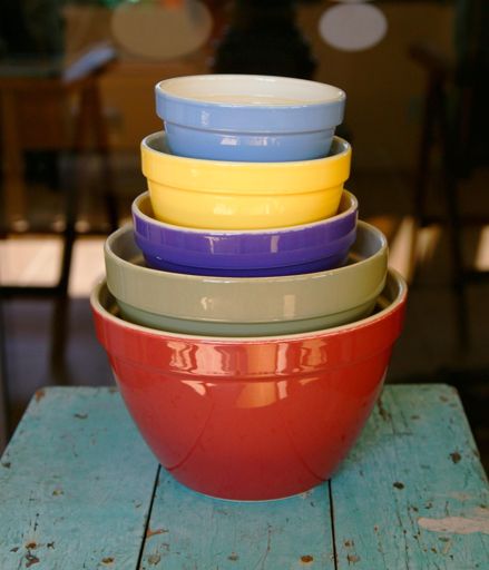 Crate and Barrel Made in Portugal Nesting Ceramic Bowls