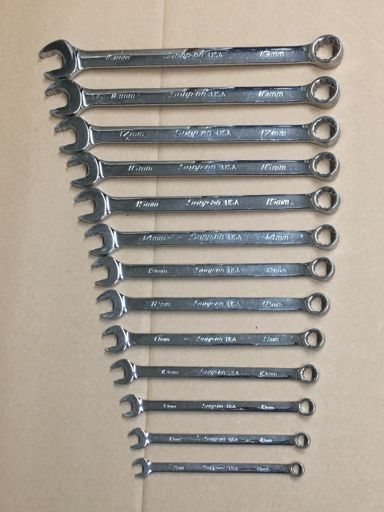 Snap-on wrench set